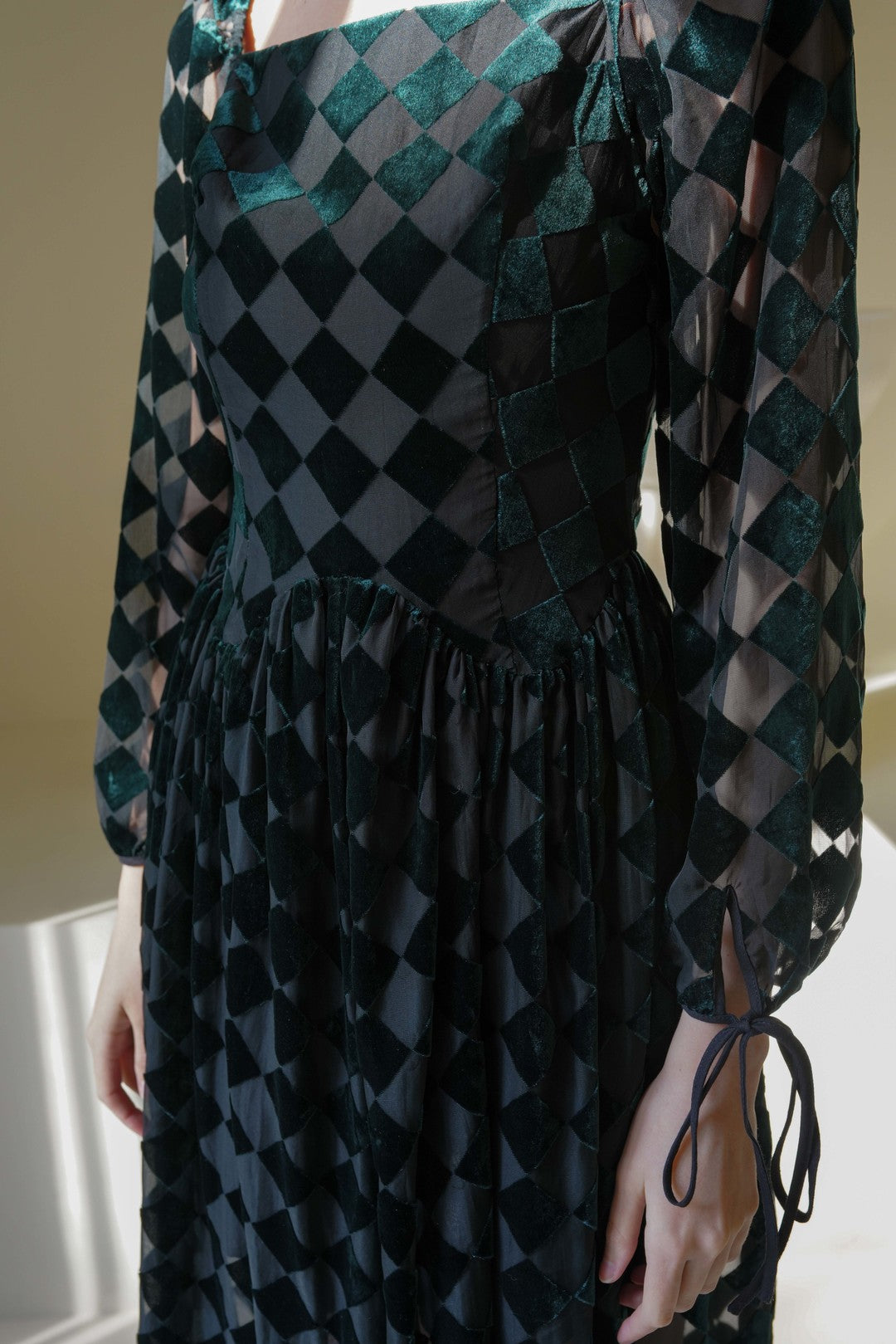 UUNIQ BETH'S CHECKERBOARD Emerald Midi Dress
